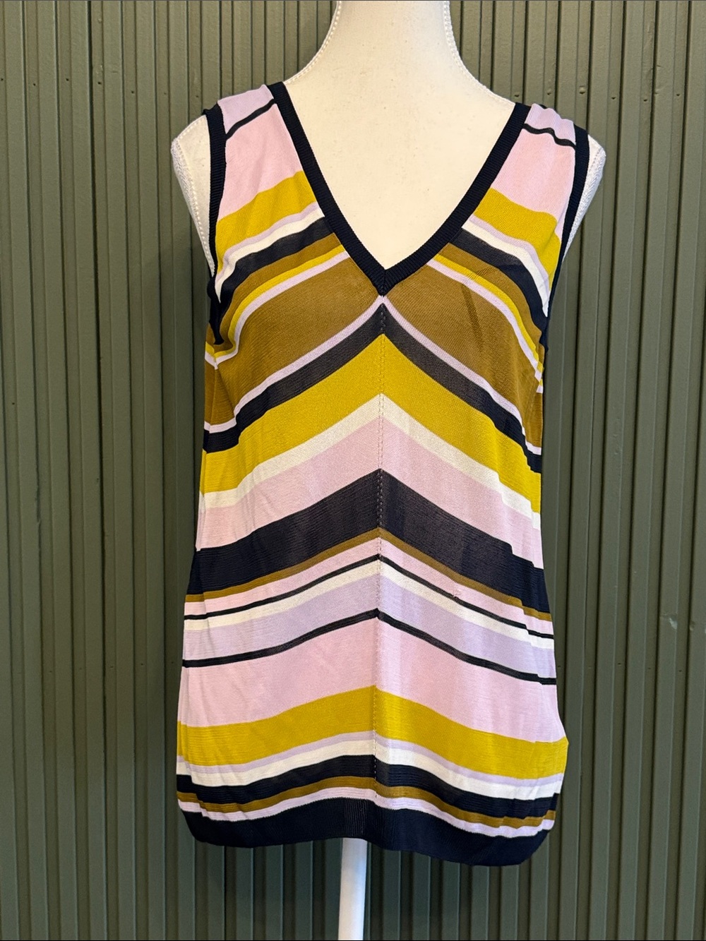 Ted Baker London Pink, Yellow & Black Chevron V-Neck Tank